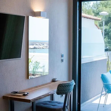 Costa Domus Blue Luxury * Nikiti (Sithonia)
